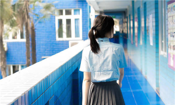 腾冲如何找到一个可以帮助我生孩子的女人？
